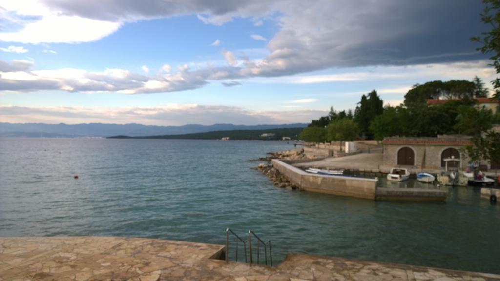 Holiday Home Momcilovic Малинска Номер фото